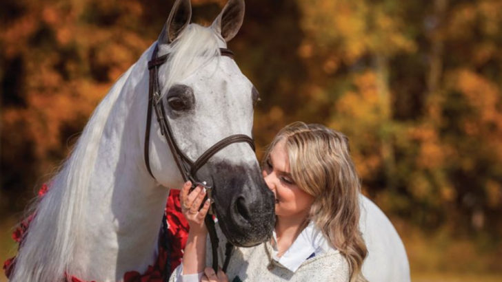 Arabian vs. Thoroughbred: 8 Key Differences You Should Know