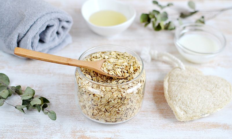 Oatmeal Bath for Itchy Skin