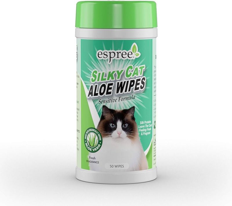 Cat Wipes for Easy Cleaning