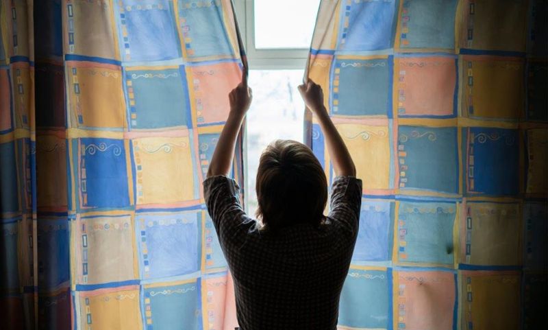 Keep Curtains and Blinds Closed