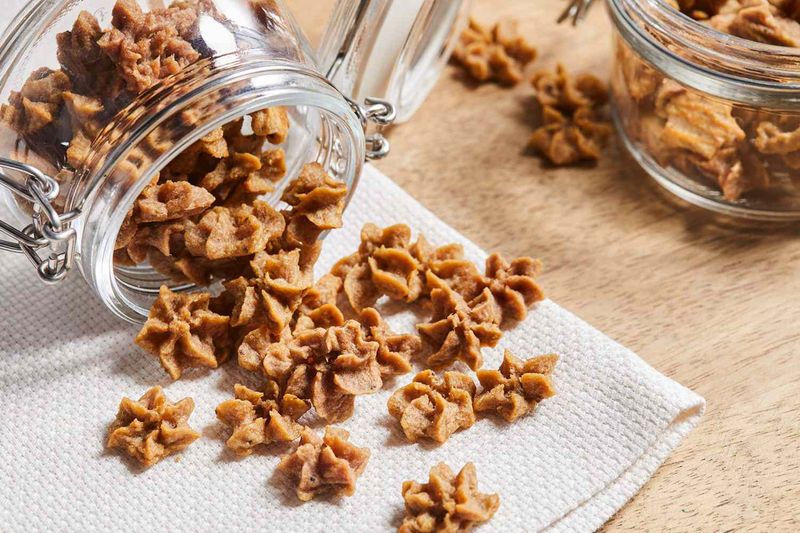 Tuna-Top Cat Grass Treats