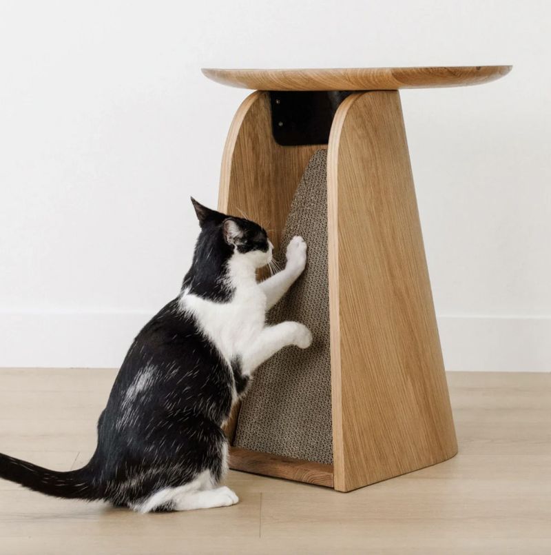 DO: Provide Plenty of Scratching Posts