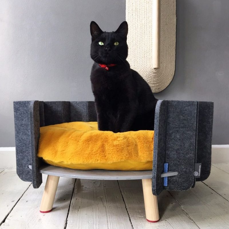 Eco-Friendly Cat Bed